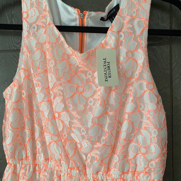 Forever 21 Floral Dress - Picture 2 of 6